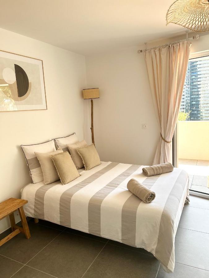 Luxueux Studio Neuf - Frontiere Monaco - Piscine - Parking Prive ภายนอก รูปภาพ